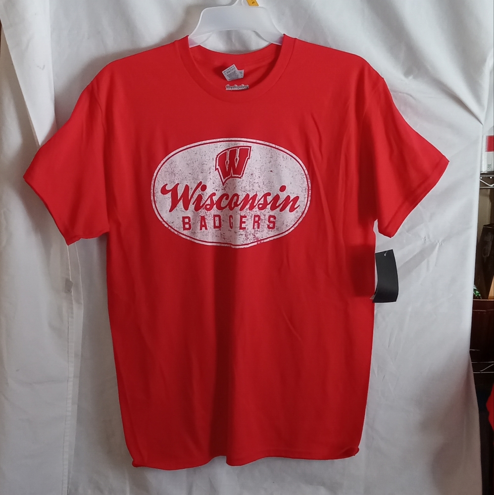 Men's Wisconsin Badgers Red T Shirt Large